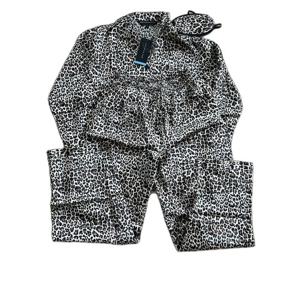 Alexander Del Rossa Satin Pajamas Pockets, PJ and Matching Sleep Mask Size M New - Picture 1 of 10